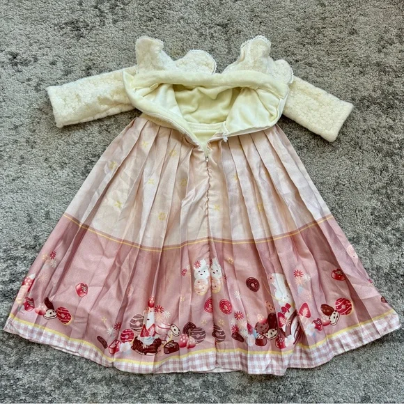 Boutique Sweet Lolita Inspired
Bear/ Candy Dress 2T (90) Lined - Picture 5 of 8